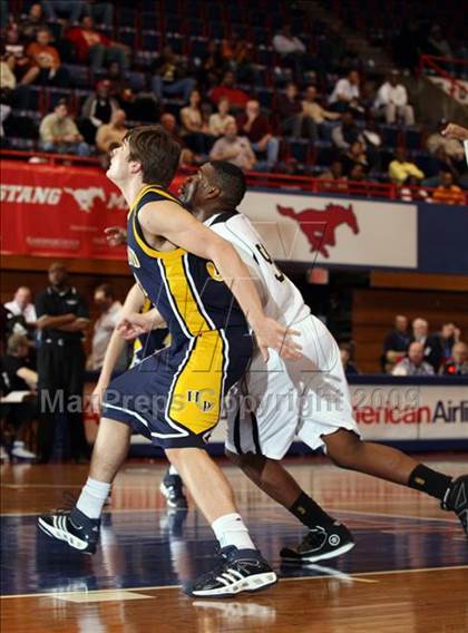 Thumbnail 2 in Highland Park vs Pinkston (Dallas Basketball Classic) photogallery.