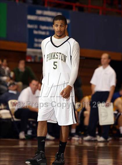 Thumbnail 1 in Highland Park vs Pinkston (Dallas Basketball Classic) photogallery.