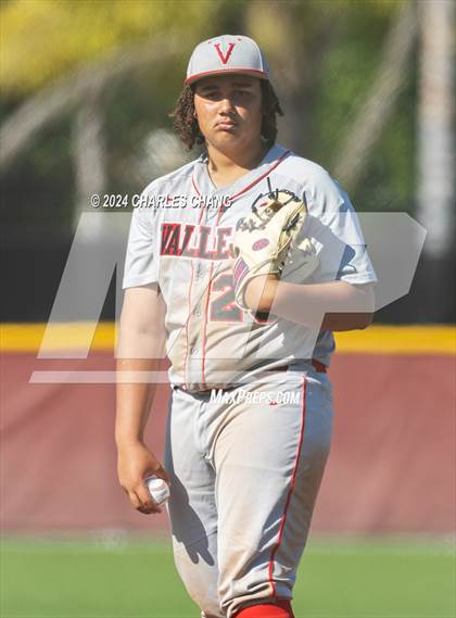 Thumbnail 2 in Cardinal Newman vs. Vallejo (CIF NCS D2 1st Round) photogallery.