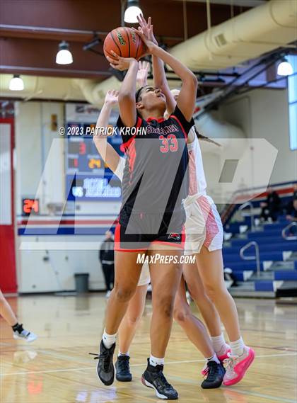 Thumbnail 1 in Sammamish vs. Seattle Academy photogallery.