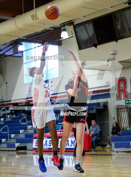 Thumbnail 2 in Sammamish vs. Seattle Academy photogallery.