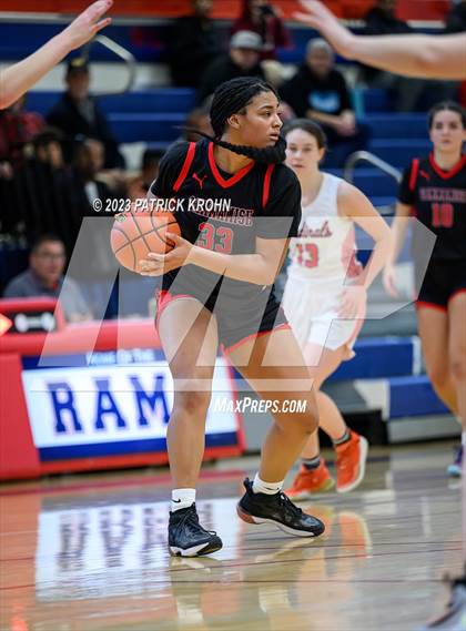Thumbnail 1 in Sammamish vs. Seattle Academy photogallery.