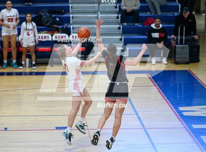 Thumbnail 1 in Sammamish vs. Seattle Academy photogallery.