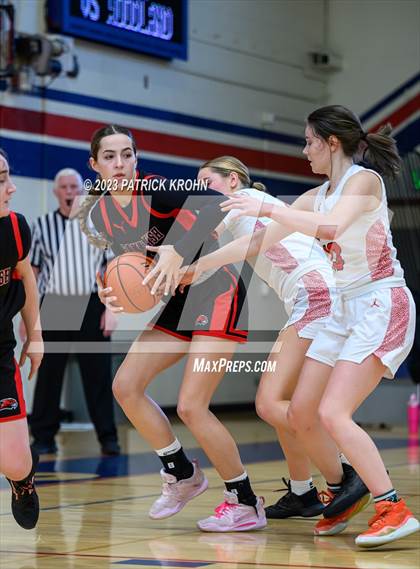 Thumbnail 1 in Sammamish vs. Seattle Academy photogallery.