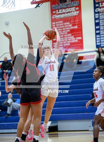 Thumbnail 2 in Sammamish vs. Seattle Academy photogallery.