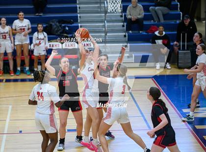 Thumbnail 2 in Sammamish vs. Seattle Academy photogallery.