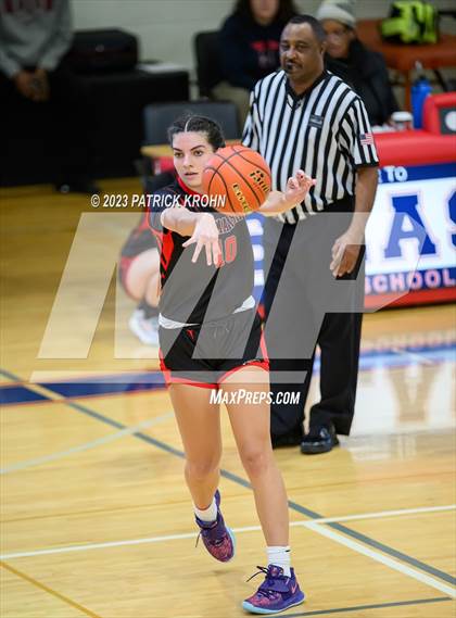 Thumbnail 2 in Sammamish vs. Seattle Academy photogallery.