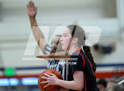Thumbnail 3 in Sammamish vs. Seattle Academy photogallery.