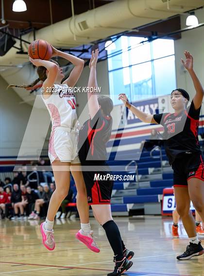 Thumbnail 2 in Sammamish vs. Seattle Academy photogallery.