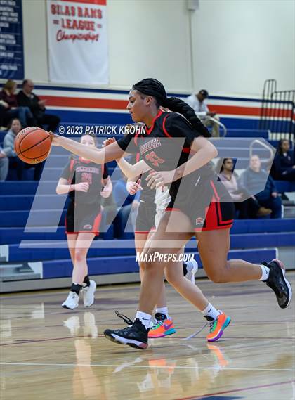 Thumbnail 3 in Sammamish vs. Seattle Academy photogallery.