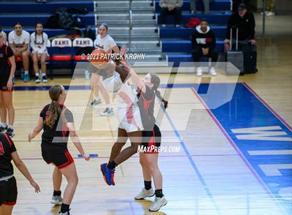 Thumbnail 2 in Sammamish vs. Seattle Academy photogallery.
