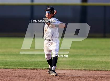Thumbnail 3 in Clovis East @ Clovis North photogallery.