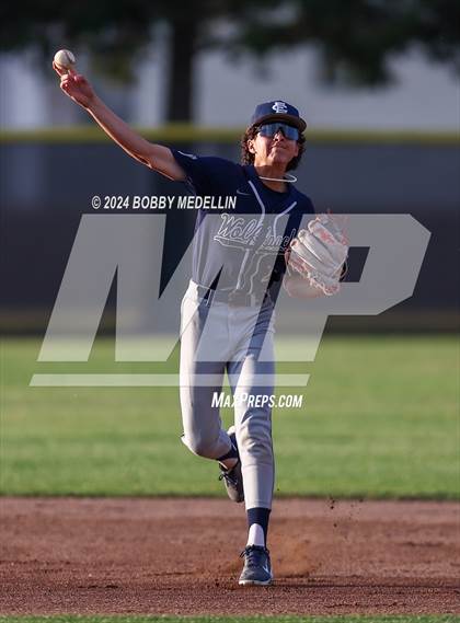 Thumbnail 2 in Clovis East @ Clovis North photogallery.
