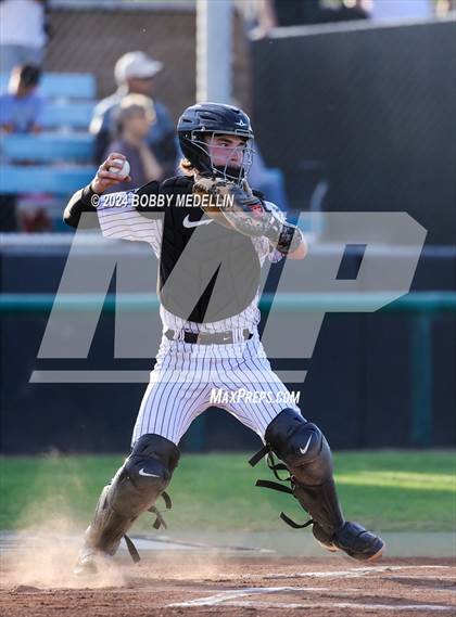 Thumbnail 2 in Clovis East @ Clovis North photogallery.