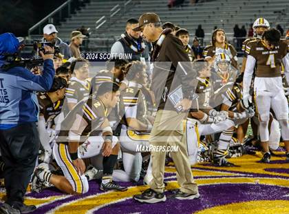 Thumbnail 1 in Los Gatos vs Saint Francis (CIF CCS D1 Final) photogallery.
