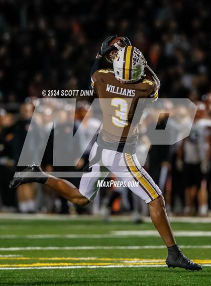 Thumbnail 3 in Los Gatos vs Saint Francis (CIF CCS D1 Final) photogallery.