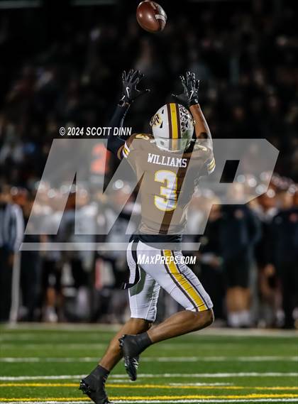 Thumbnail 2 in Los Gatos vs Saint Francis (CIF CCS D1 Final) photogallery.