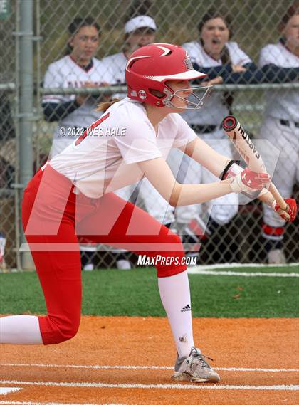 Thumbnail 2 in Lewisburg vs. Brighton (Morris Hunter Tournament) photogallery.