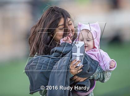 Thumbnail 3 in Lee vs. Stratford (UIL 5A Bi-District Playoff) photogallery.