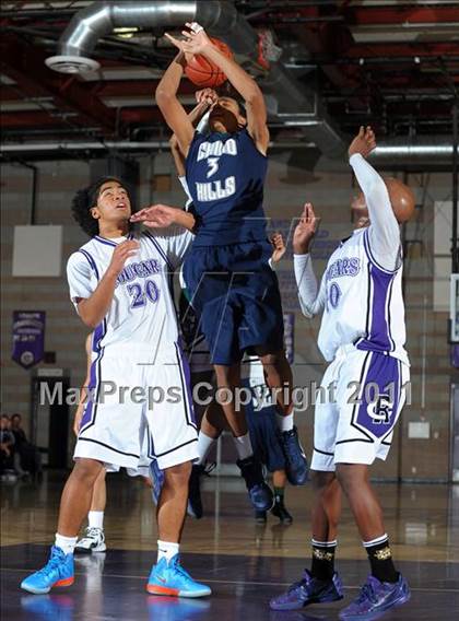 Thumbnail 3 in Chino Hills vs Rancho Cucamonga (Inland Empire Classic) photogallery.