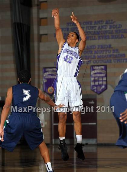 Thumbnail 3 in Chino Hills vs Rancho Cucamonga (Inland Empire Classic) photogallery.