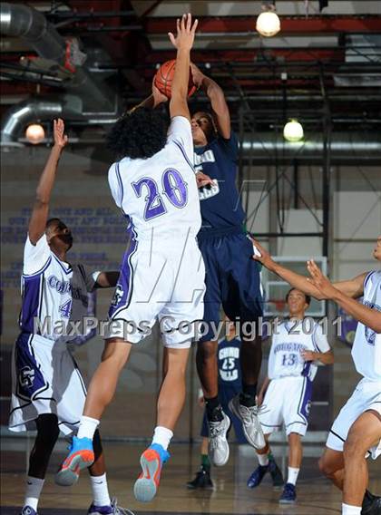 Thumbnail 2 in Chino Hills vs Rancho Cucamonga (Inland Empire Classic) photogallery.