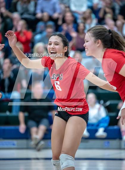 Thumbnail 3 in Santa Fe Christian @ Del Norte (CIF State D2 Round I Playoff) photogallery.