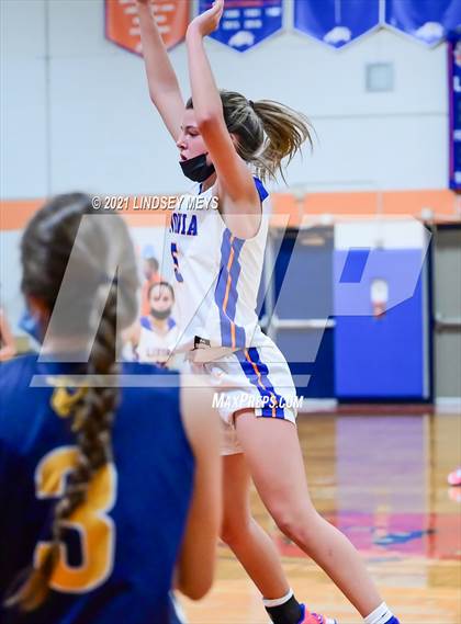 Thumbnail 3 in Perry @ Livonia photogallery.