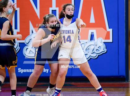 Thumbnail 3 in Perry @ Livonia photogallery.