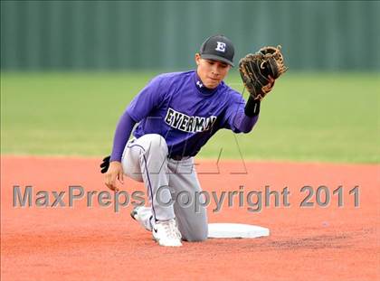 Thumbnail 3 in Canton vs Everman (Sunnyvale Tournament) photogallery.