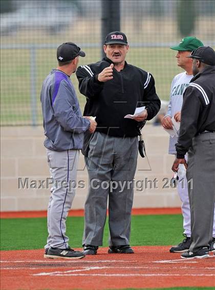Thumbnail 1 in Canton vs Everman (Sunnyvale Tournament) photogallery.