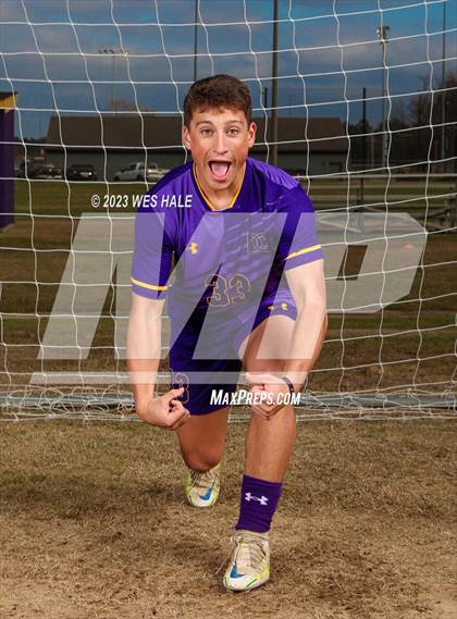 Thumbnail 1 in DeSoto Central (Team & Individual) photogallery.