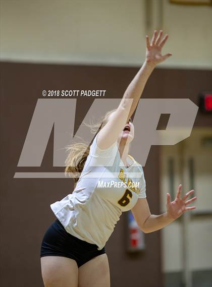 Thumbnail 2 in Notre Dame (SO) @ Temecula Valley (CIF Division I Playoff) photogallery.