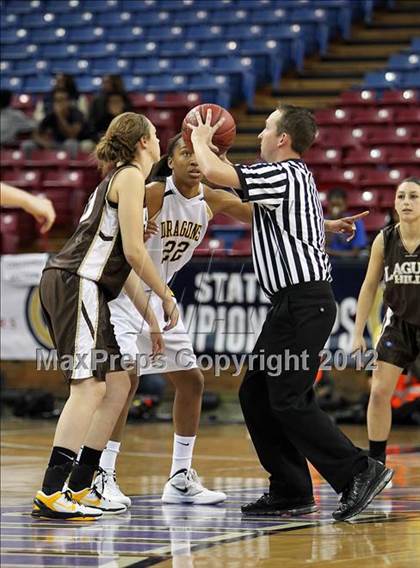 Thumbnail 3 in Bishop O'Dowd vs. Laguna Hills (CIF State D3 Final) photogallery.