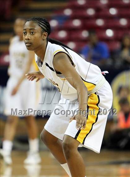 Thumbnail 1 in Bishop O'Dowd vs. Laguna Hills (CIF State D3 Final) photogallery.