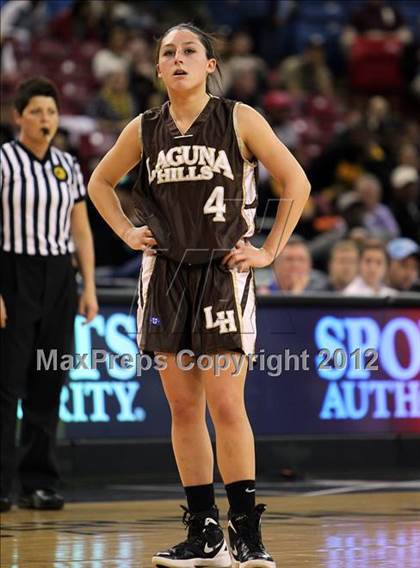 Thumbnail 1 in Bishop O'Dowd vs. Laguna Hills (CIF State D3 Final) photogallery.