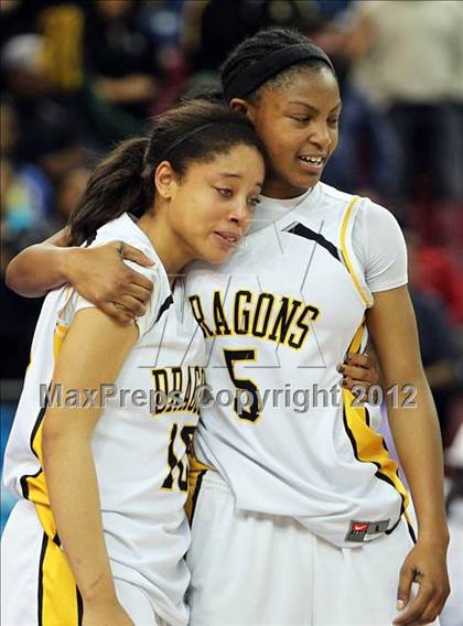 Thumbnail 1 in Bishop O'Dowd vs. Laguna Hills (CIF State D3 Final) photogallery.