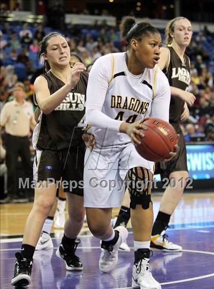 Thumbnail 3 in Bishop O'Dowd vs. Laguna Hills (CIF State D3 Final) photogallery.