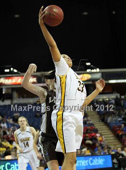 Thumbnail 1 in Bishop O'Dowd vs. Laguna Hills (CIF State D3 Final) photogallery.