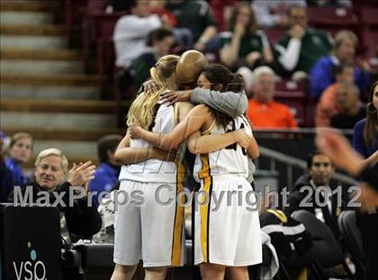 Thumbnail 1 in Bishop O'Dowd vs. Laguna Hills (CIF State D3 Final) photogallery.