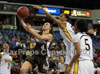 Thumbnail 3 in Bishop O'Dowd vs. Laguna Hills (CIF State D3 Final) photogallery.