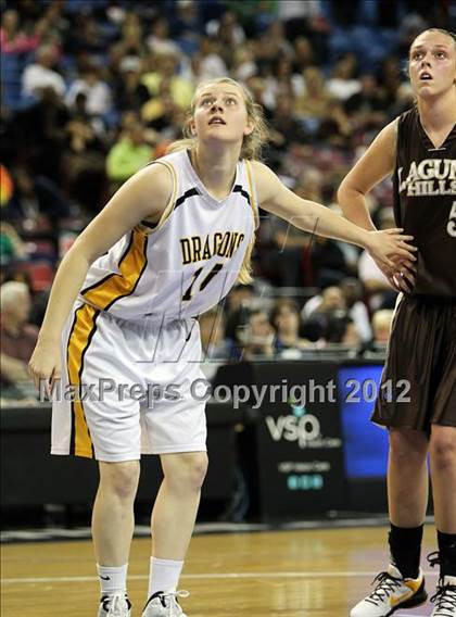 Thumbnail 1 in Bishop O'Dowd vs. Laguna Hills (CIF State D3 Final) photogallery.
