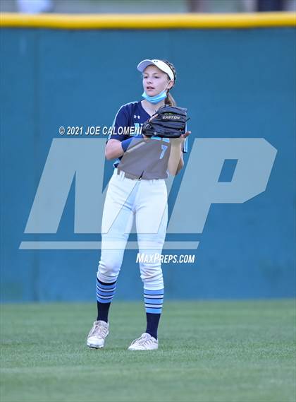 Thumbnail 3 in Churchill vs Johnson photogallery.