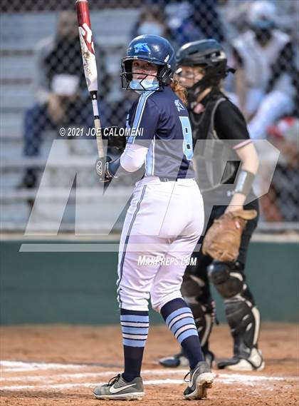 Thumbnail 3 in Churchill vs Johnson photogallery.