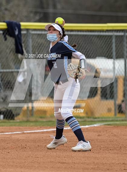 Thumbnail 2 in Churchill vs Johnson photogallery.