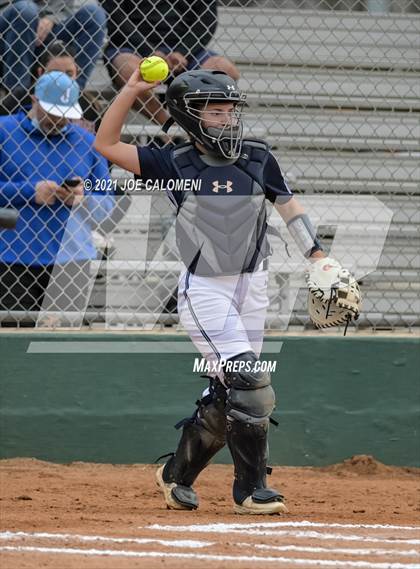 Thumbnail 2 in Churchill vs Johnson photogallery.