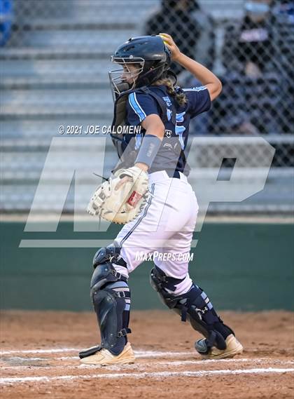 Thumbnail 1 in Churchill vs Johnson photogallery.