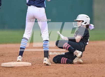 Thumbnail 1 in Churchill vs Johnson photogallery.