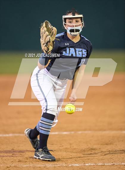 Thumbnail 1 in Churchill vs Johnson photogallery.