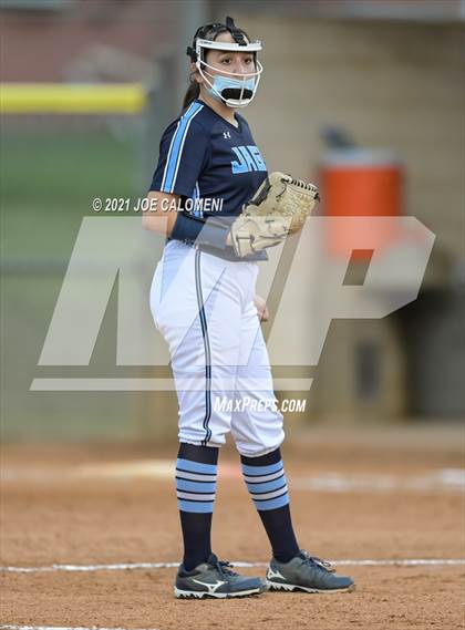 Thumbnail 1 in Churchill vs Johnson photogallery.